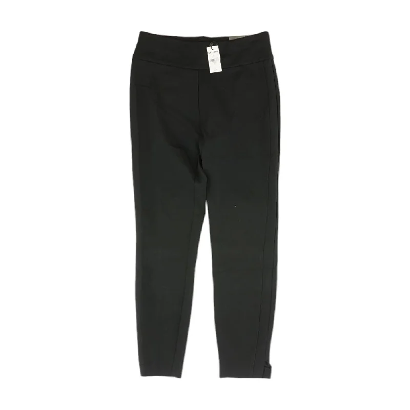 Black Solid Capri Pants