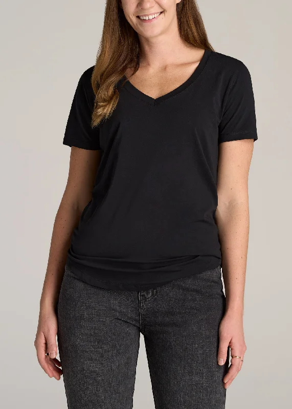 Women's Tall Scoop V-Neck Tee in Black